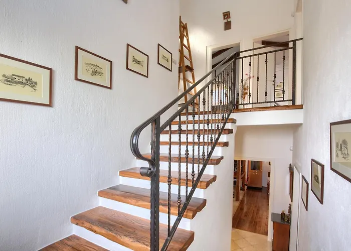 Villa San Andrea - Ideal For Families, 8 Adults, 2 Children Up To 5 Years, 1 Children Up To 1 Years