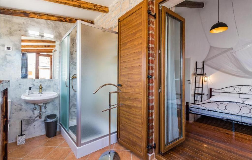 San Andrea - Ideal For Families, 8 Adults, 2 Children Up To 5 Years, 1 Children Up To 1 Years Villa *